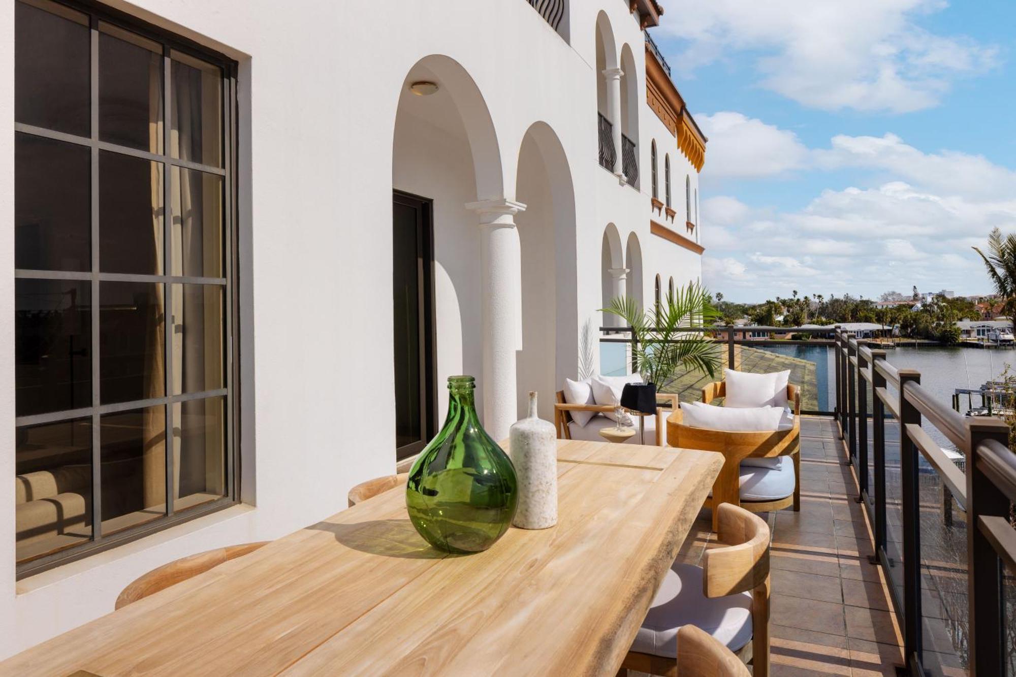 The Hotel Zamora St. Pete Beach Exteriör bild